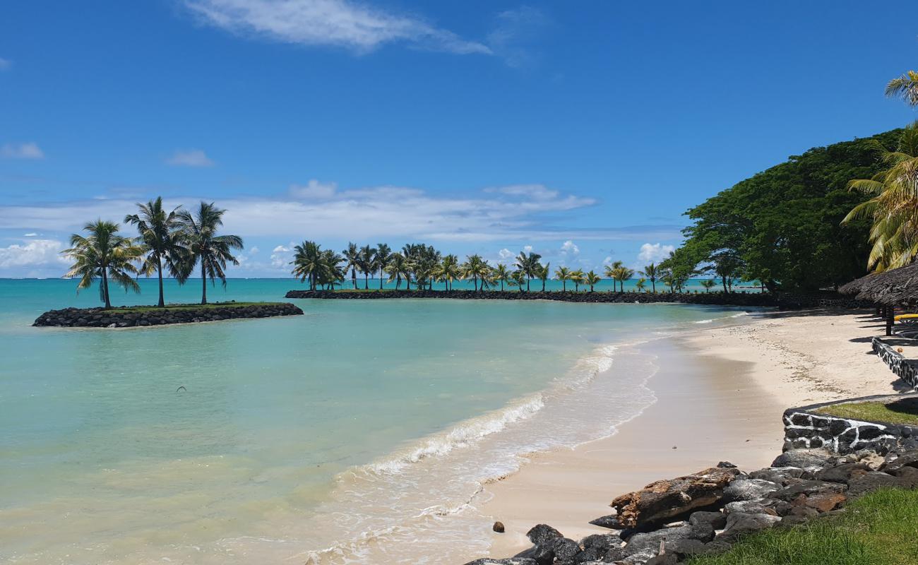 Photo de Sheraton Samoa avec sable beige fin de surface