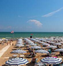 Beach 3 - British Flag