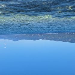 Photo de Porozina beach avec l'eau cristalline de surface