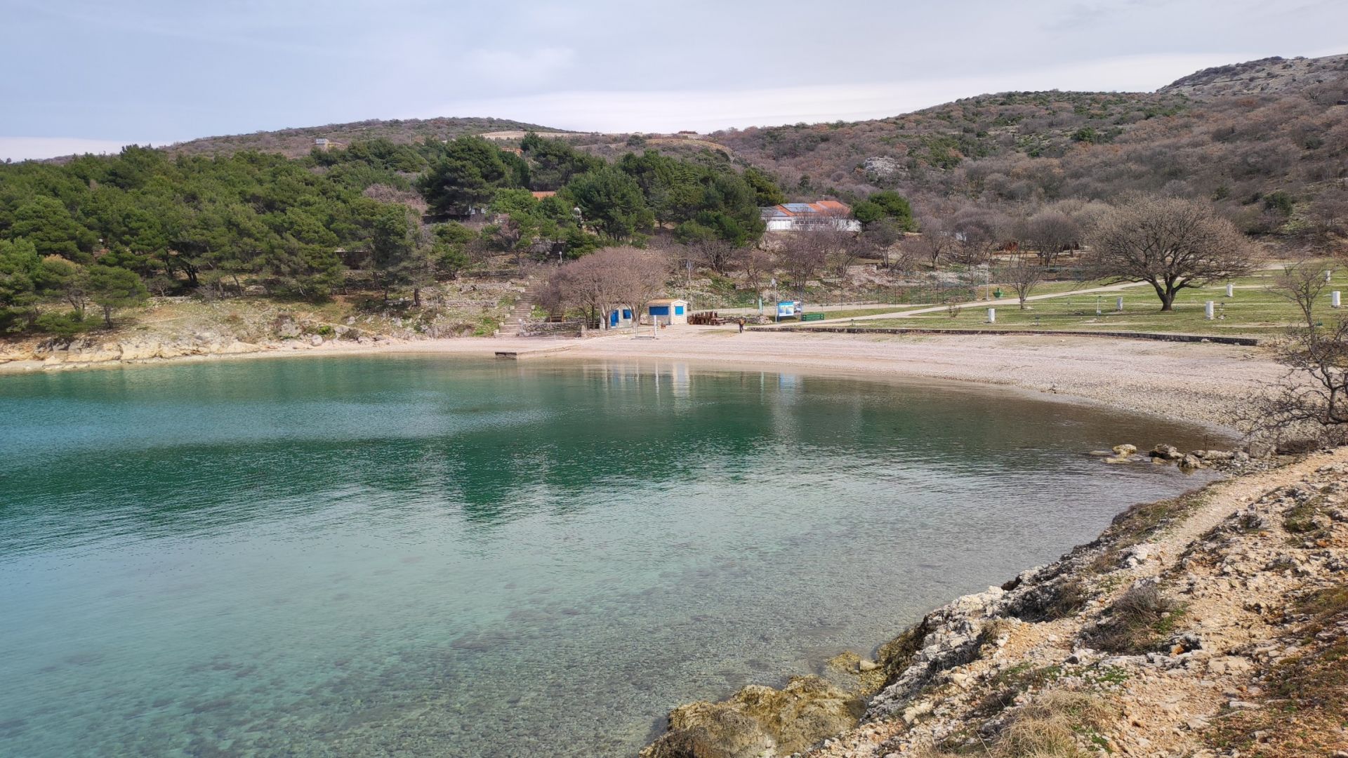 Photo de Konobe beach avec un niveau de propreté de très propre