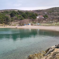 Photo de Konobe beach avec petite baie