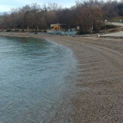 Photo de Kijac beach avec l'eau cristalline de surface