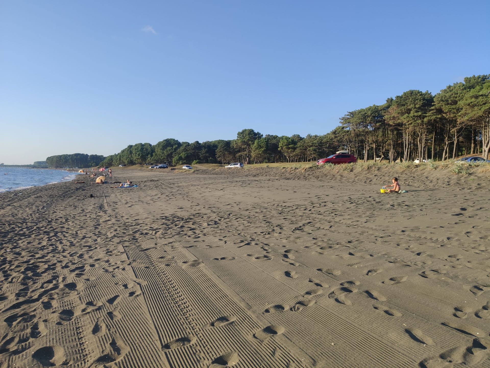 Photo de Ureki Nature beach avec un niveau de propreté de sale