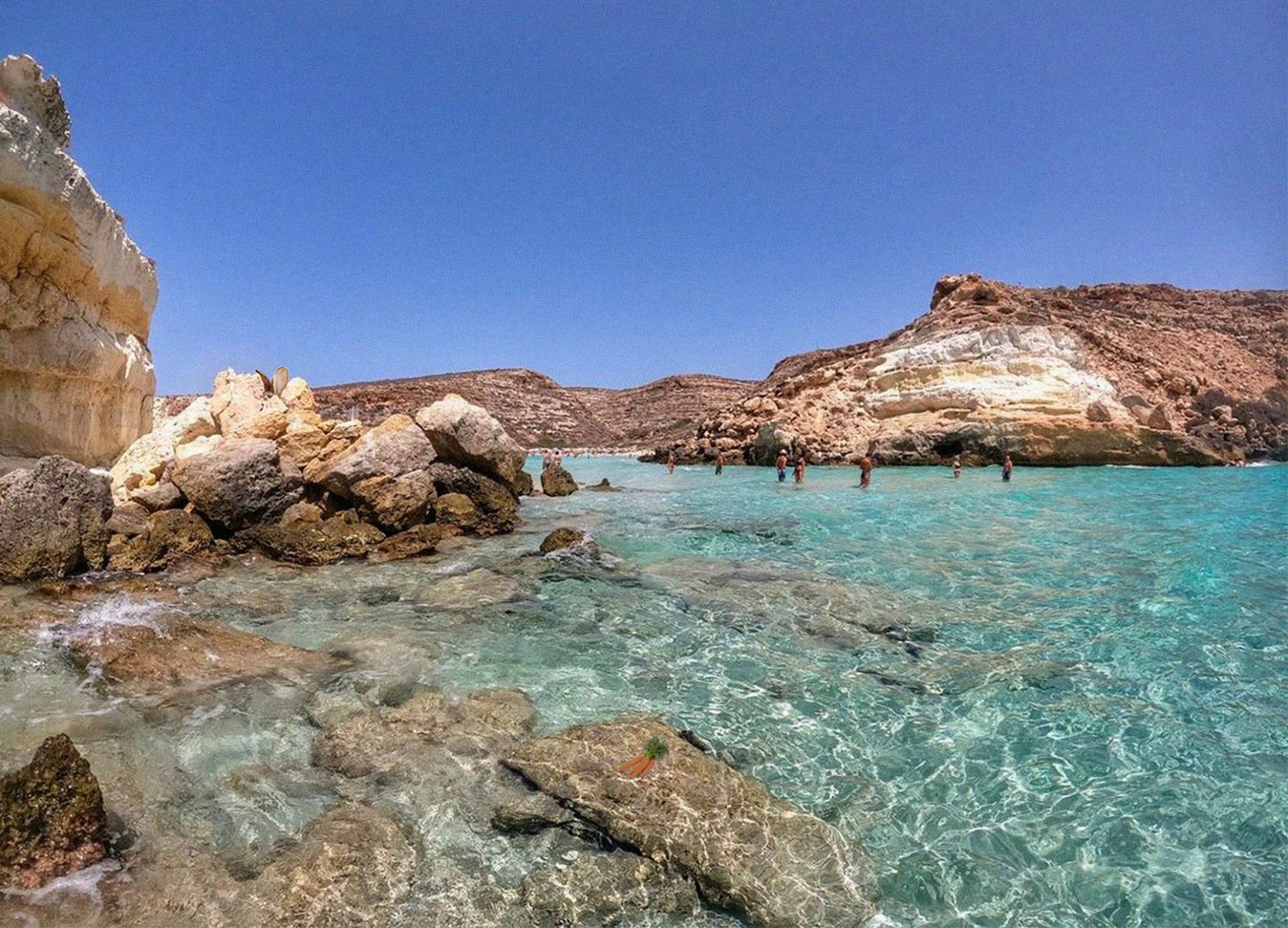 Photo de Plage Dei Conigli avec un niveau de propreté de très propre