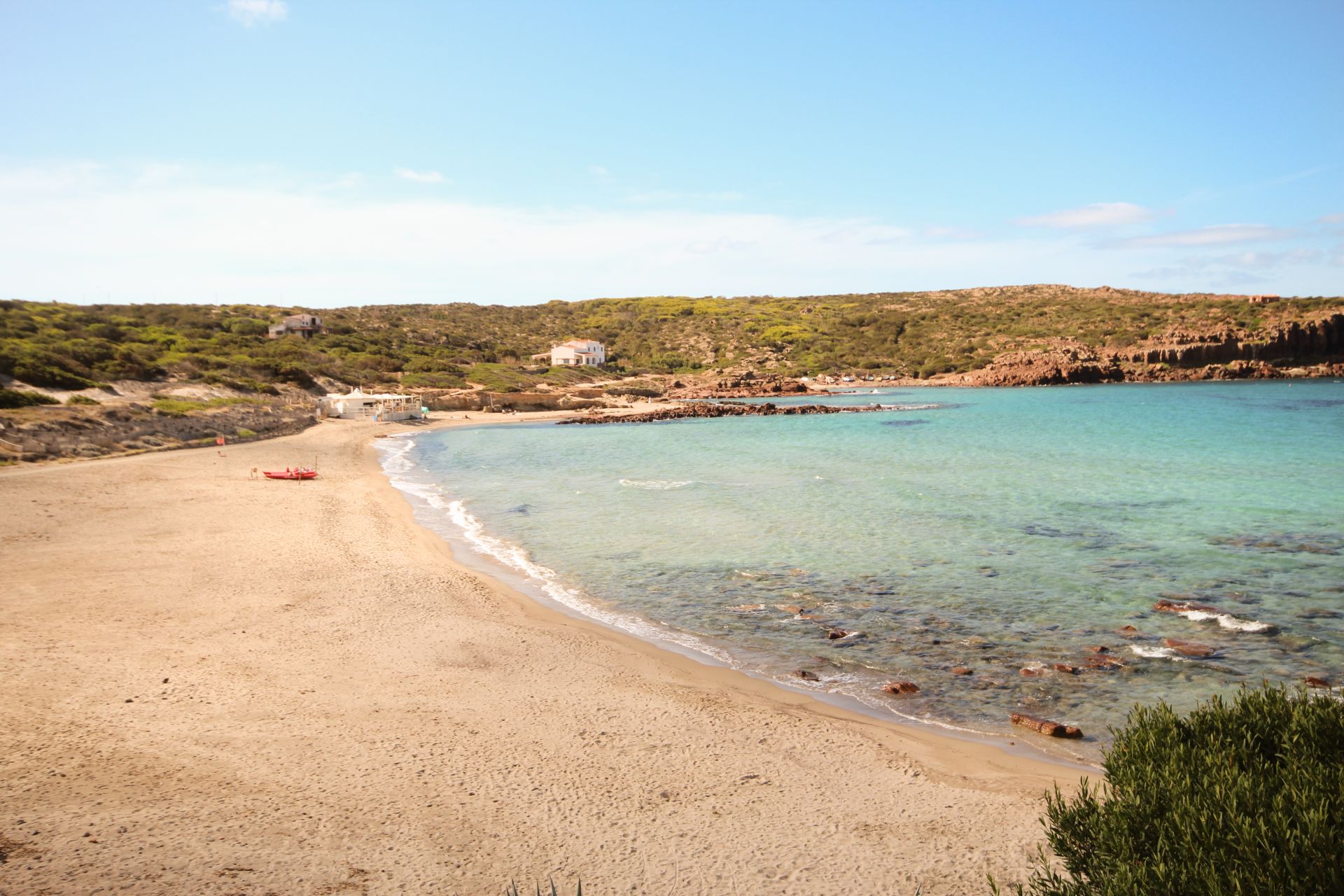Photo de Spiaggia La Caletta - endroit populaire parmi les connaisseurs de la détente