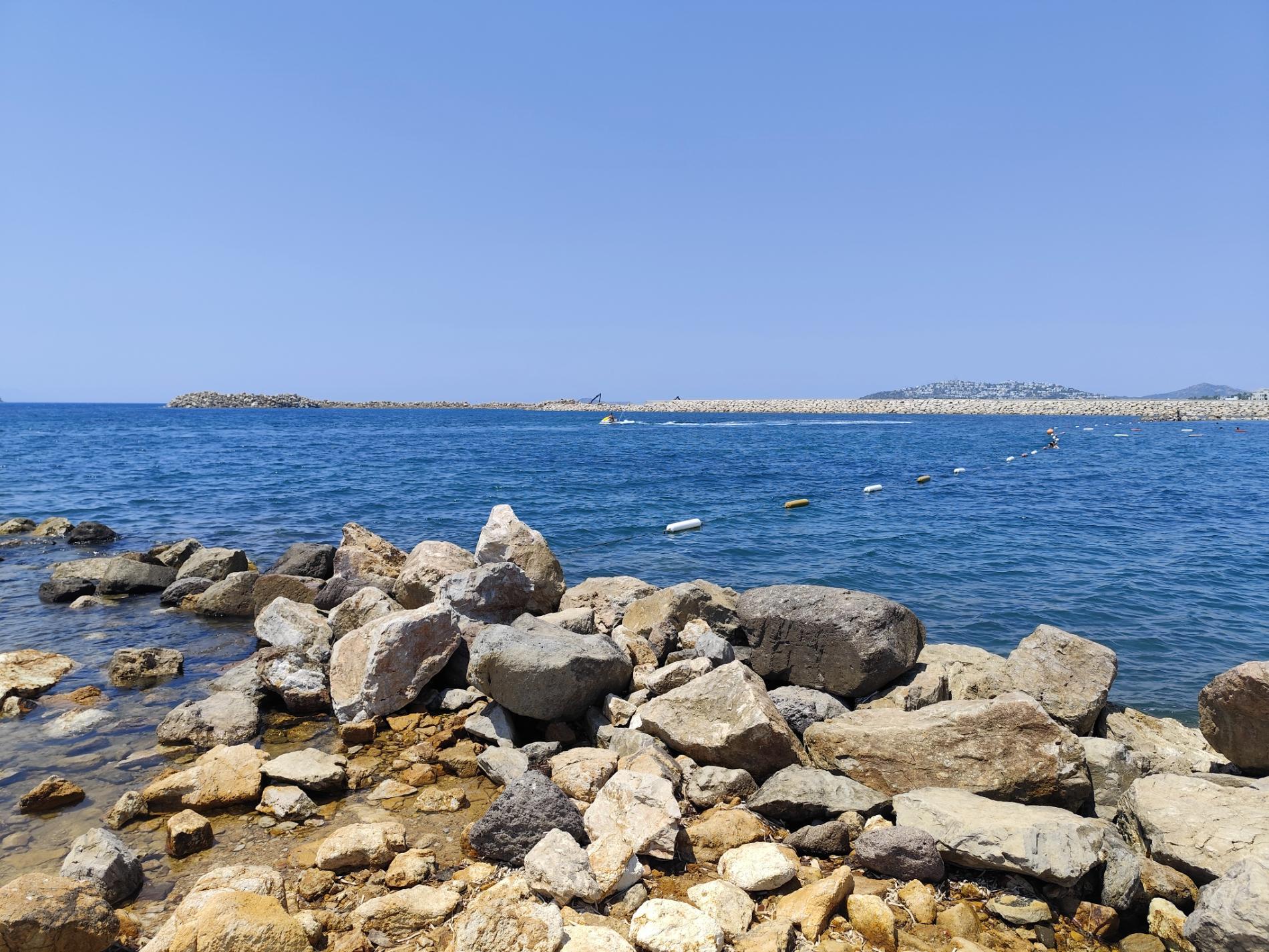 Photo de Ayvan beach - recommandé pour les voyageurs en famille avec des enfants