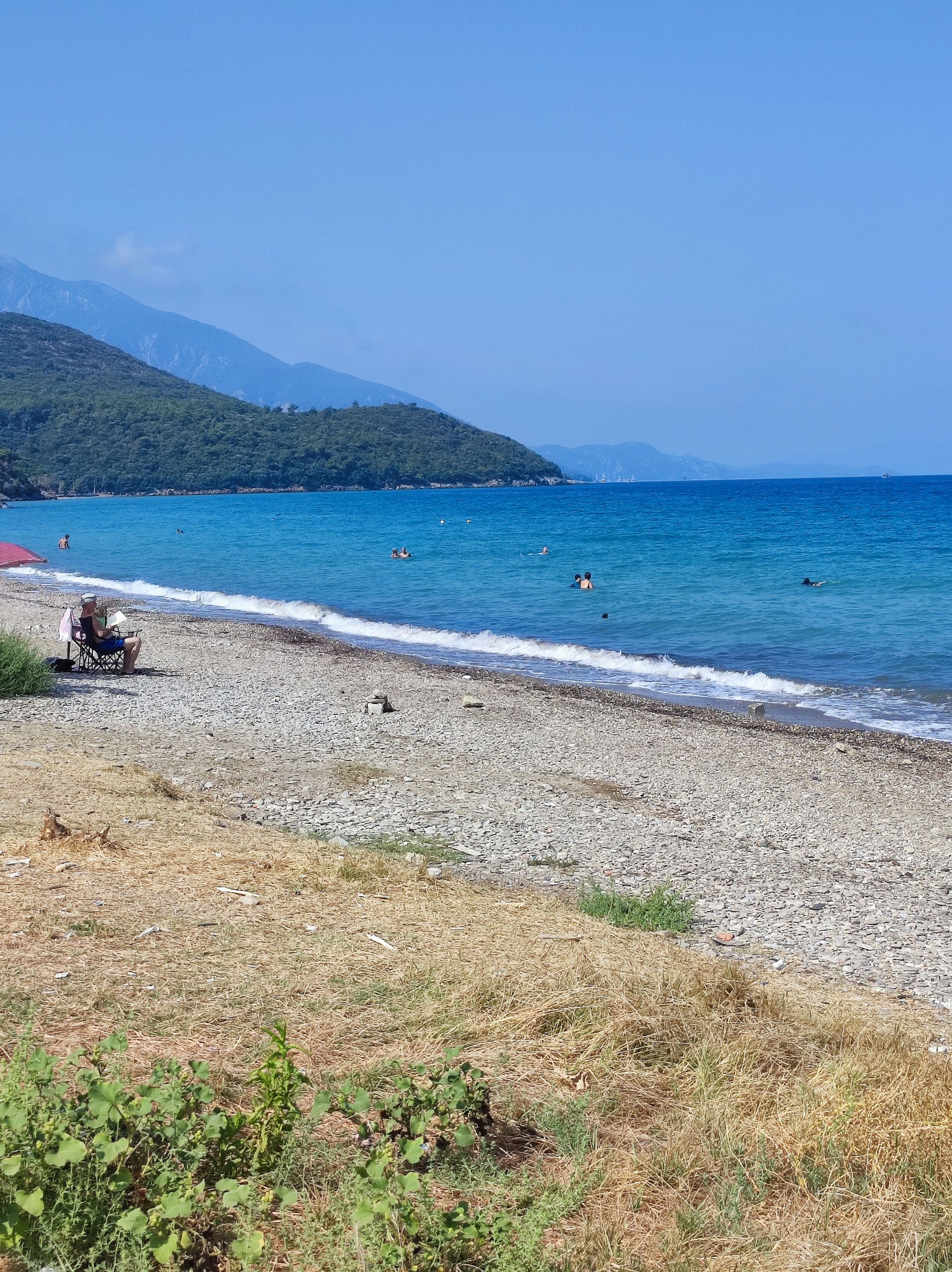 Photo de Guzelcamli beach zone des équipements