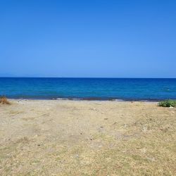 Photo de Guzelcamli beach avec l'eau cristalline de surface