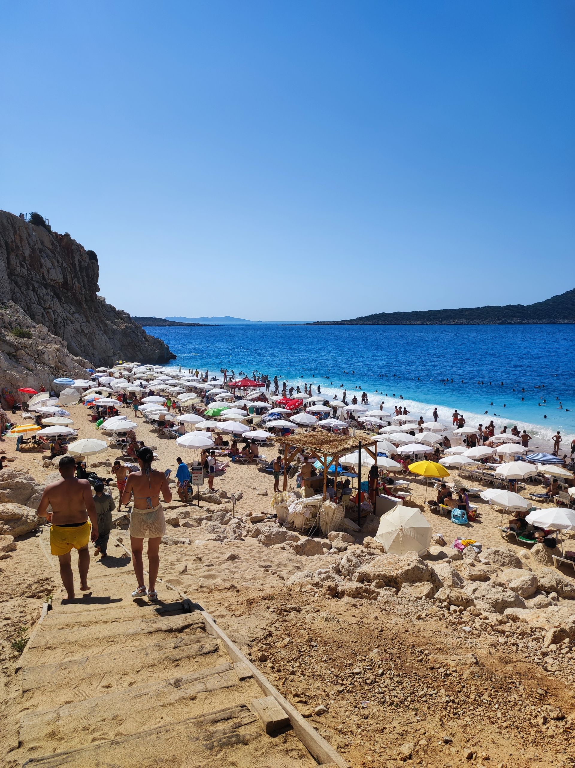 Photo de Kaputaş Beach et le règlement