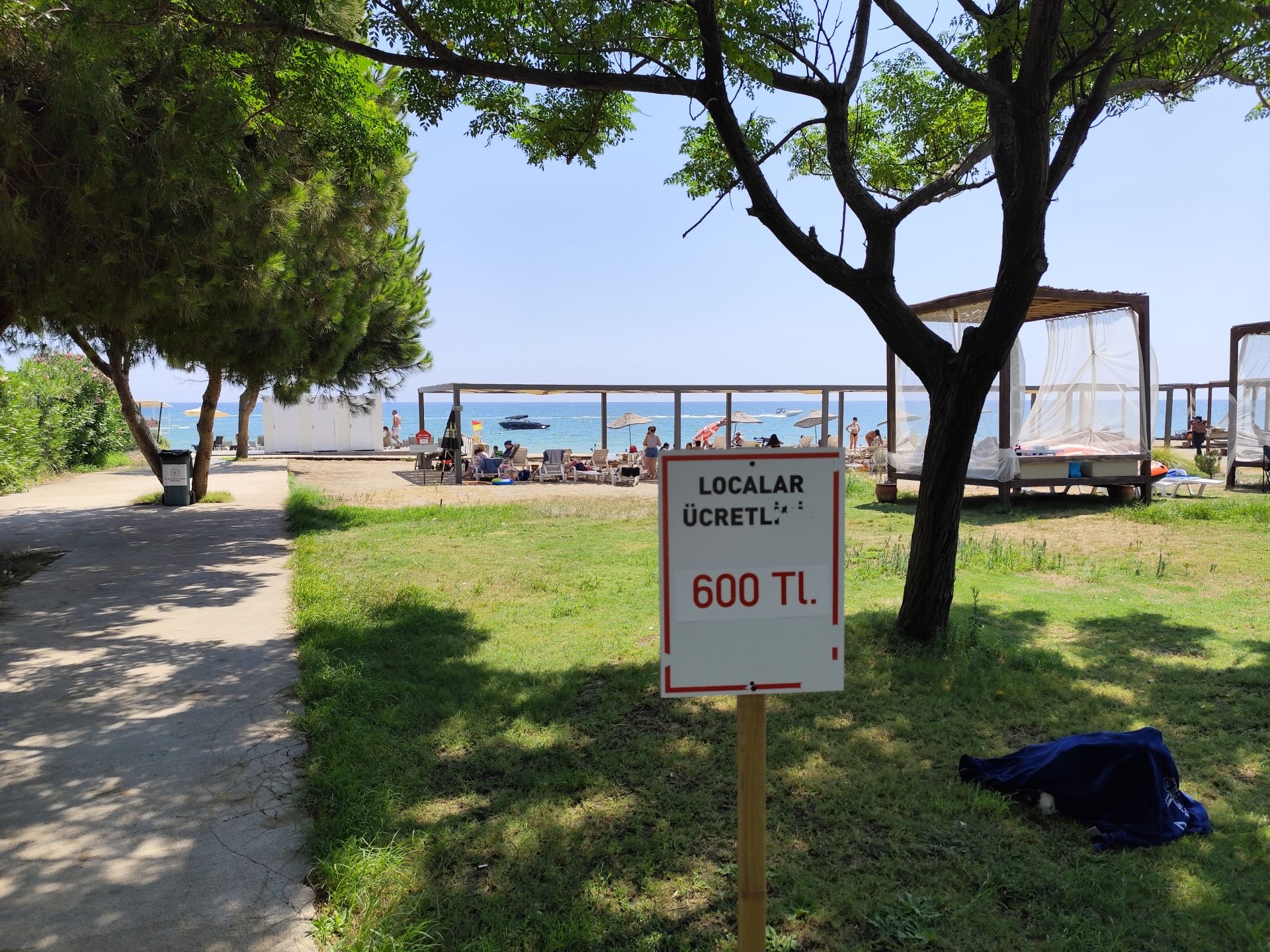 Photo de Belek Public beach et le règlement