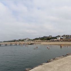 Photo de Konaklı Beach avec rivage droit, long