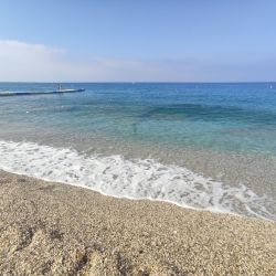 Photo de Mahmutlar beach avec un niveau de propreté de partiellement propre